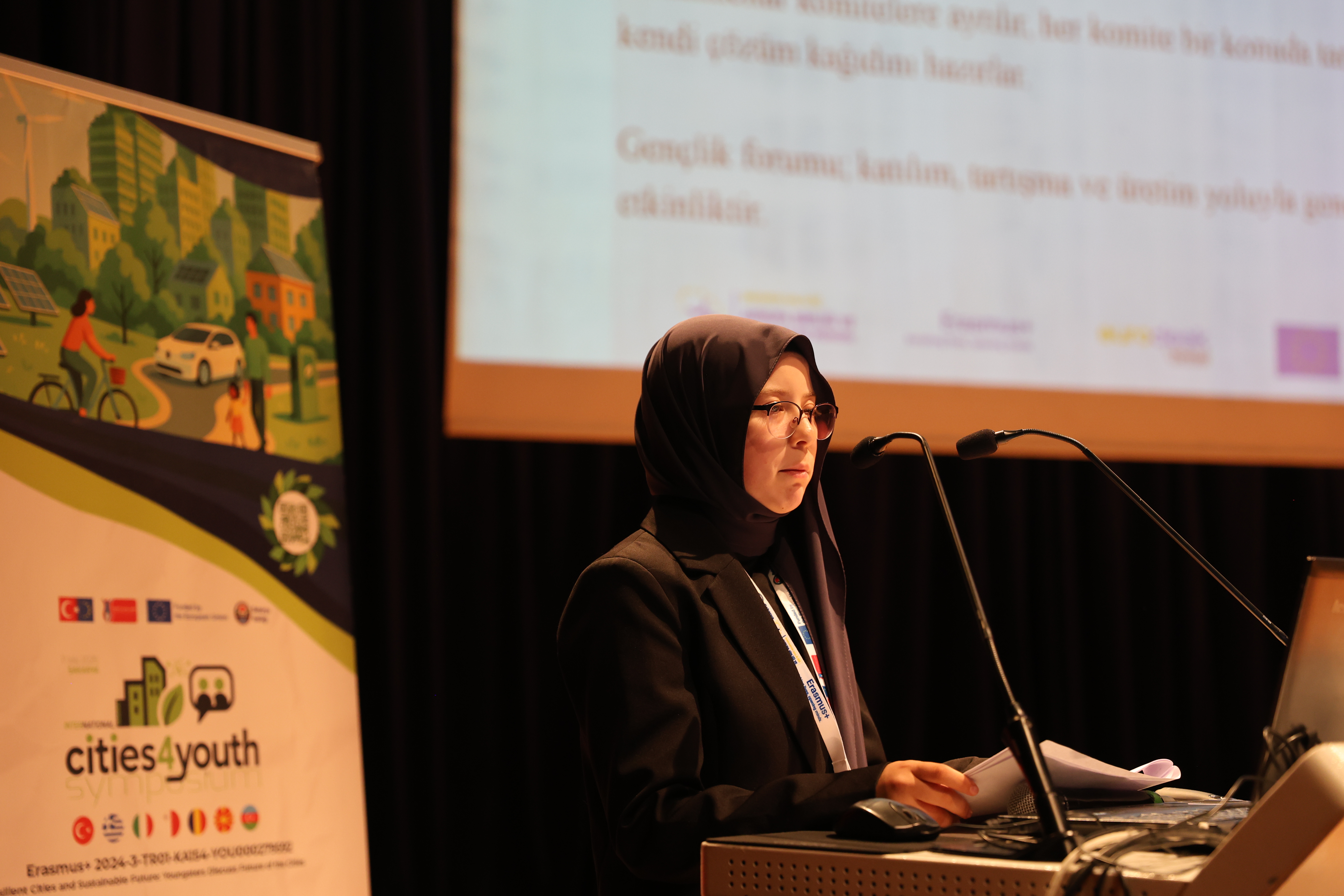 Youth–Local Government Cooperation Highlighted in Opening Speech