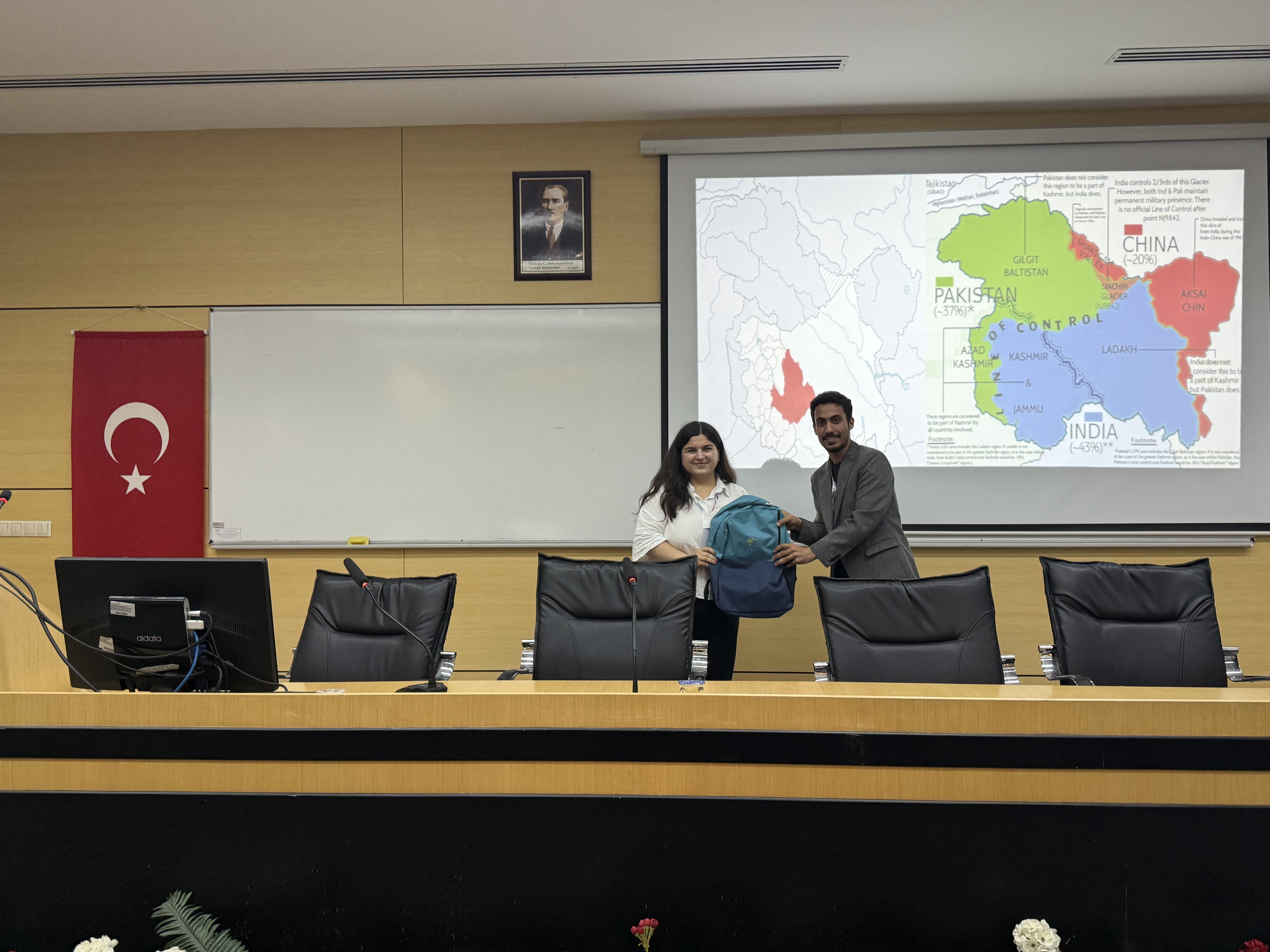 Session 3 (16:30–17:45) – Parallel Presentations