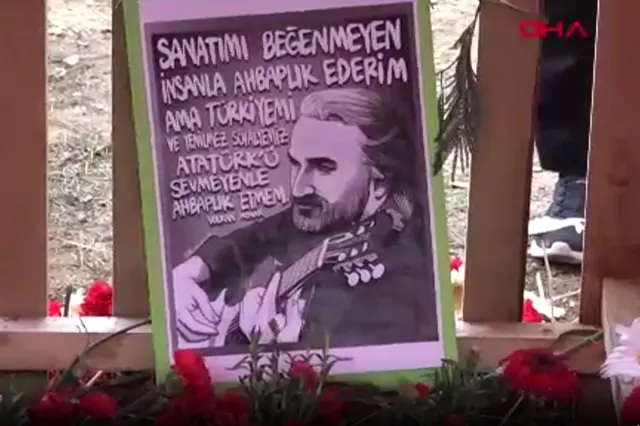 sevenleri-volkan-konak-in-kabrine-akin-etti-18492496_2570_m