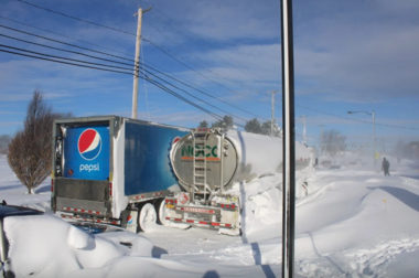 ABD tarihi bir f�rt�na ile bo�u�uyor! ABD'deki kar felaketinde son durum