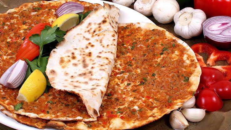 Lahmacun Ka� Kalori?